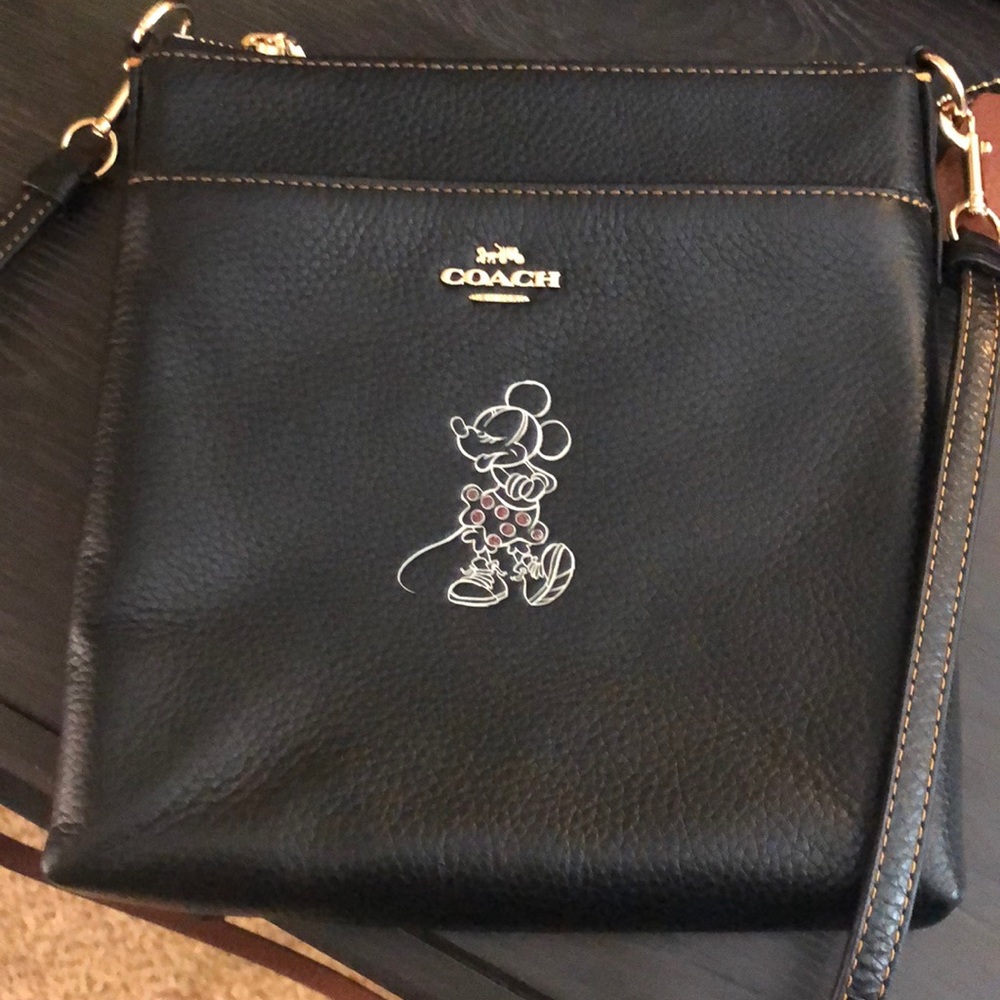 GC Disney Coach Minnie Black Crossbody